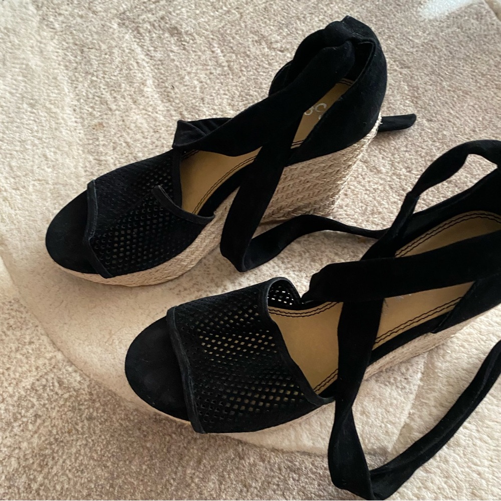 Splendid ankle tie sandals size 9